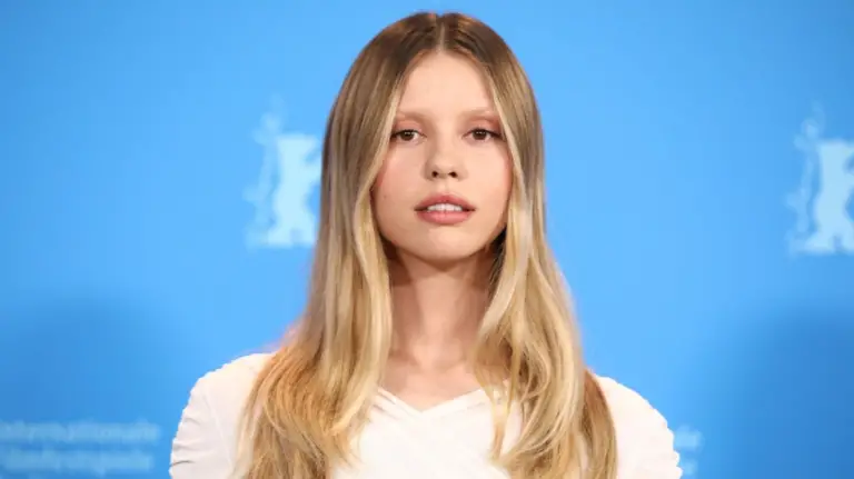 Mia Goth